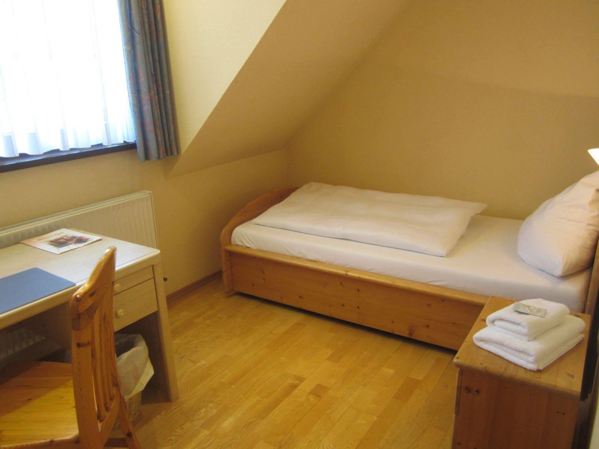 Landgasthof Goldene Rose Grub am Forst Екстериор снимка